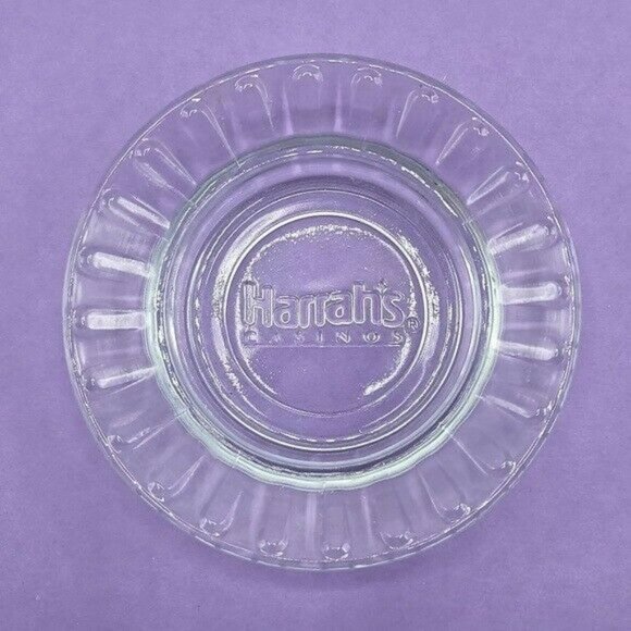 Vintage Harrah's Casino Ashtray Hotel Motel Embossed Logo Clear Glass 4.5" Round - Picture 2 of 6